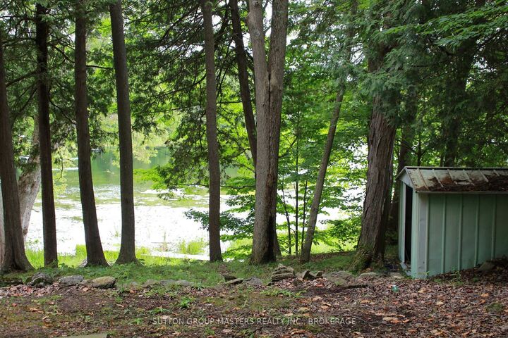 Property Photo:  2073 Silver Rock Lane  ON K0H 2W0 