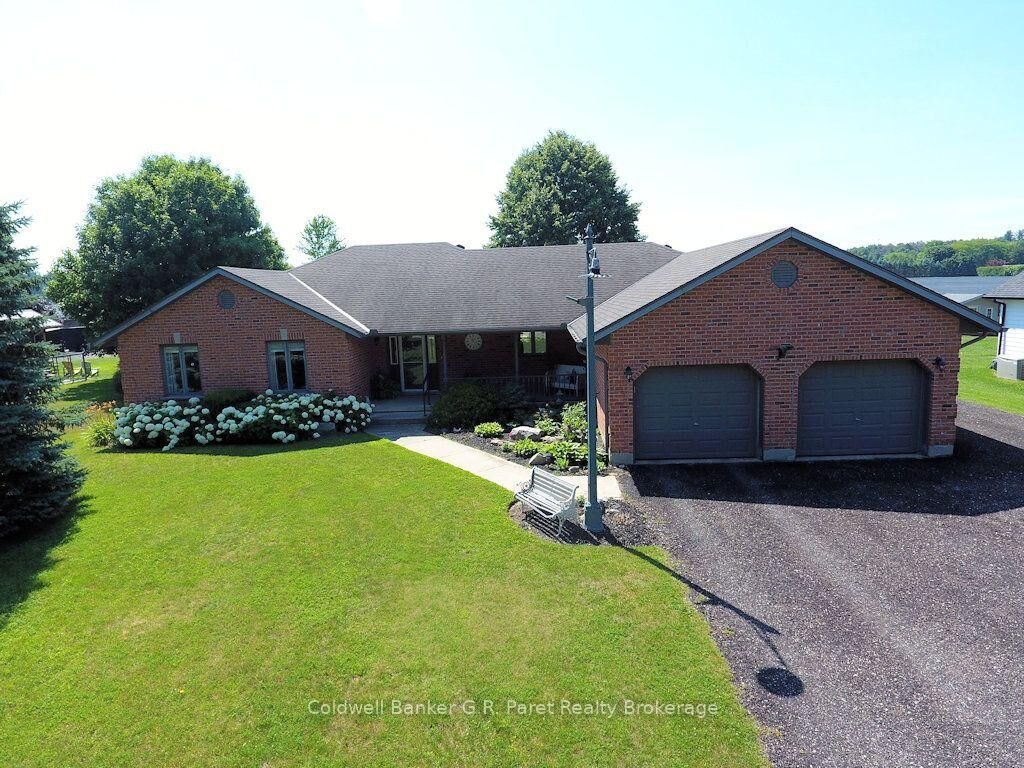 Property Photo: 990 Norfolk County Road 21 Road ON N4B 2W4