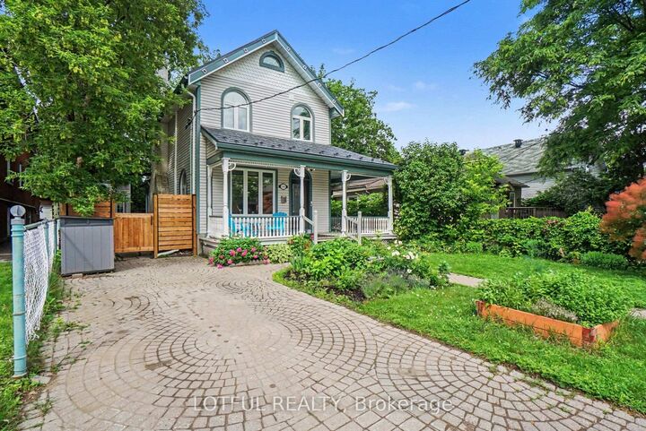 Property Photo: 518 Hilson Avenue ON K1Z 6C8
