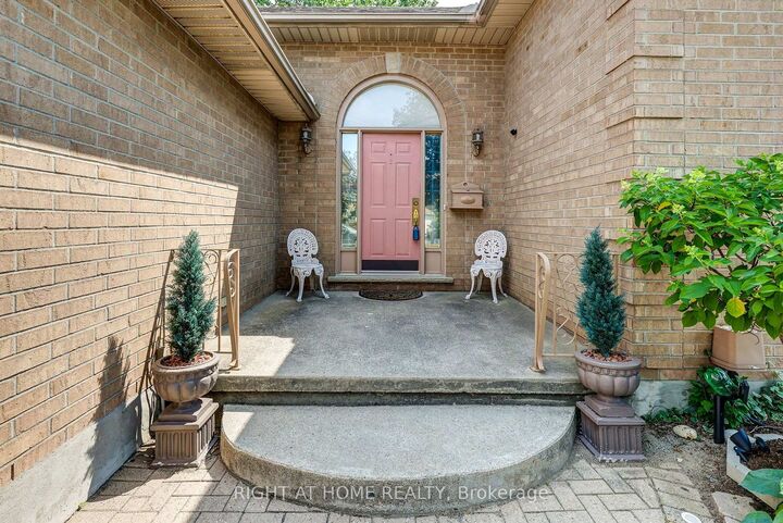Property Photo: 273 Whisperwood Avenue ON N6K 4E4