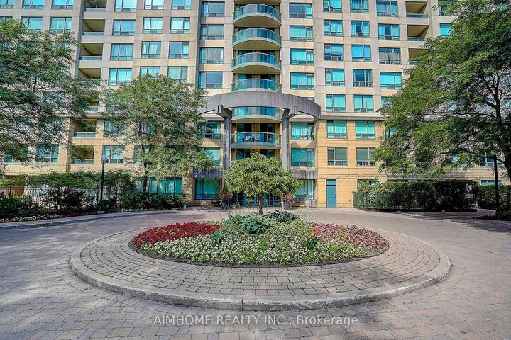 Property Photo:  238 Doris Avenue 511  ON M2N 6W1 