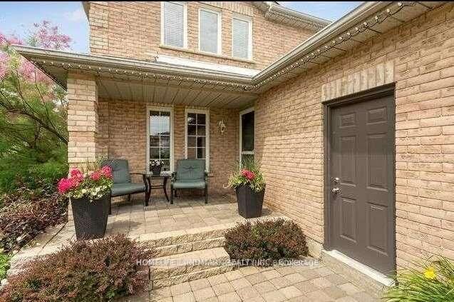 Property Photo:  38 Lucas Avenue  ON L4N 9M7 