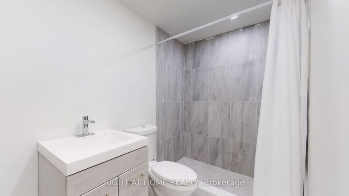 Property Photo: 62 McClenny Drive Lower2 ON L4G 5N6