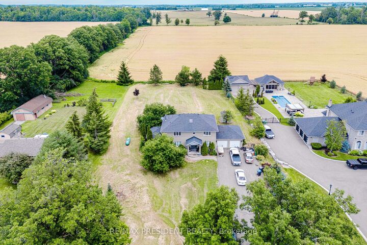 Property Photo: 12775 Heritage Road ON L7C 1T9