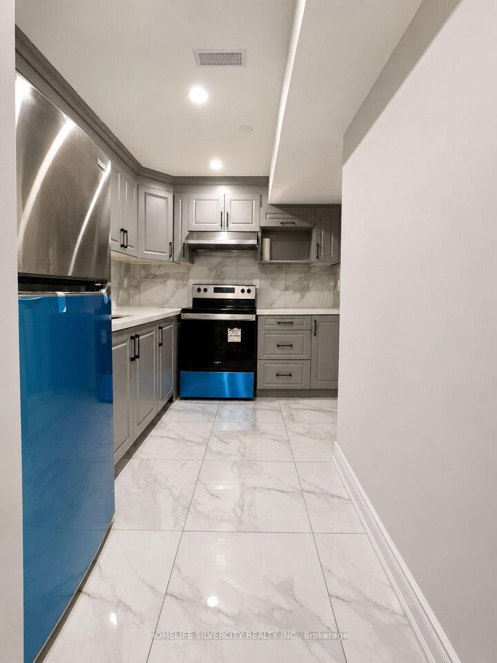 Property Photo:  25 Benadir Avenue Bsmnt  ON L7C 3N1 