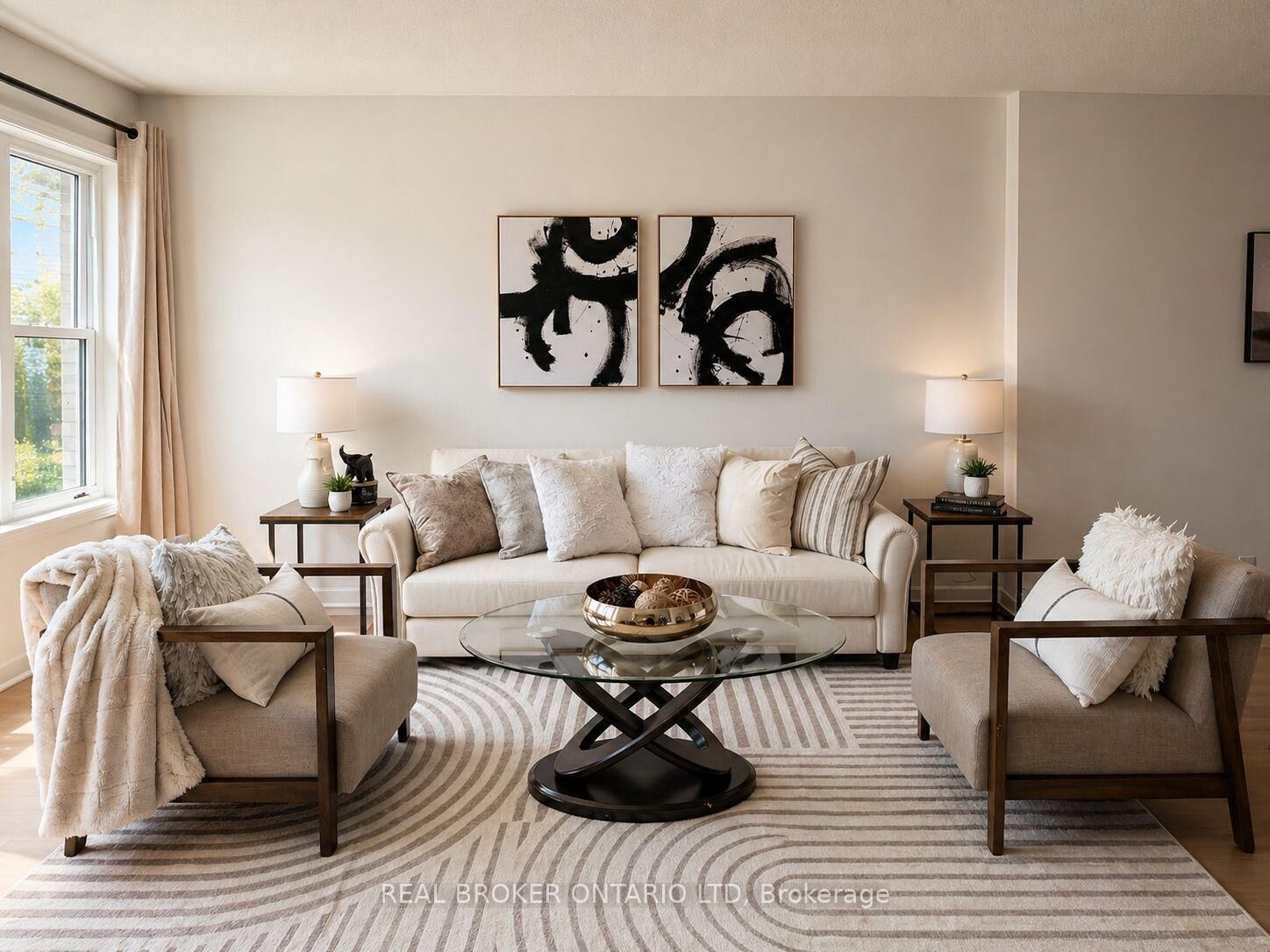 Property Photo: 700 Osgoode Drive 60 ON N6E 2H1