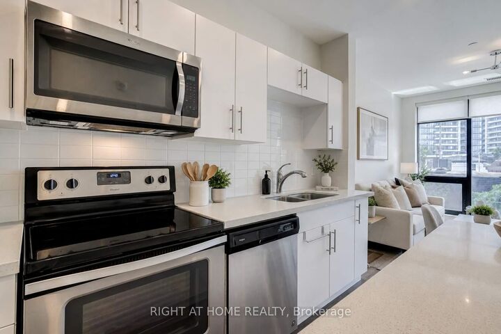 Property Photo: 690 King Street 411 ON L6A 4G5
