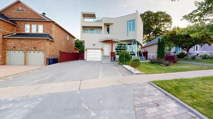 64 Aviemore Drive — photo 1
