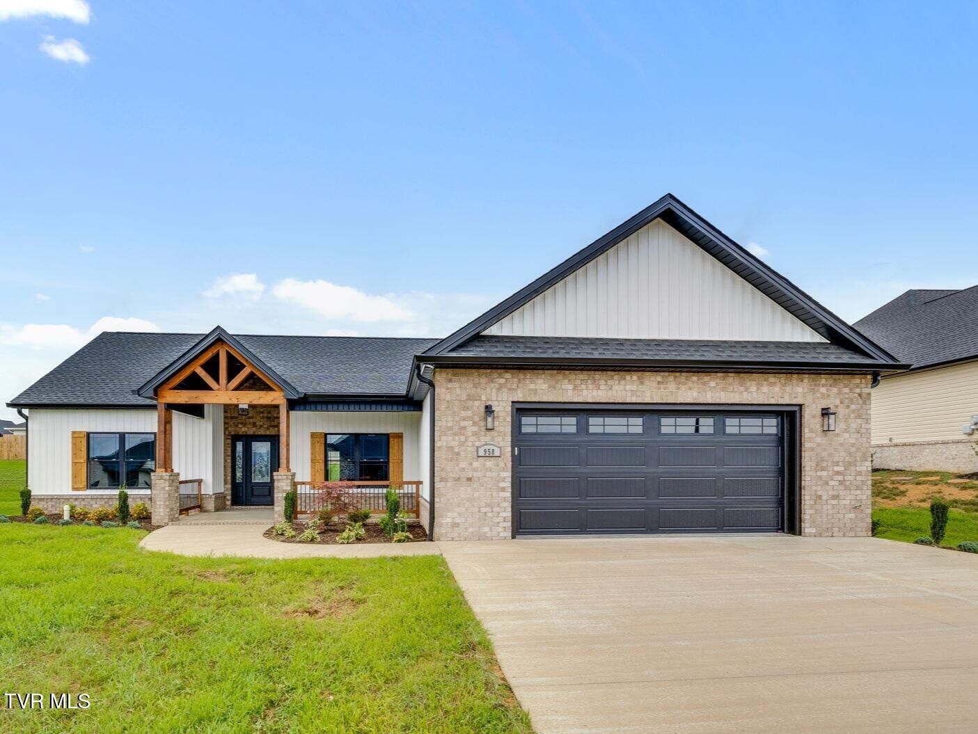 Property Photo:  958 Cabot Cove  TN 37659 