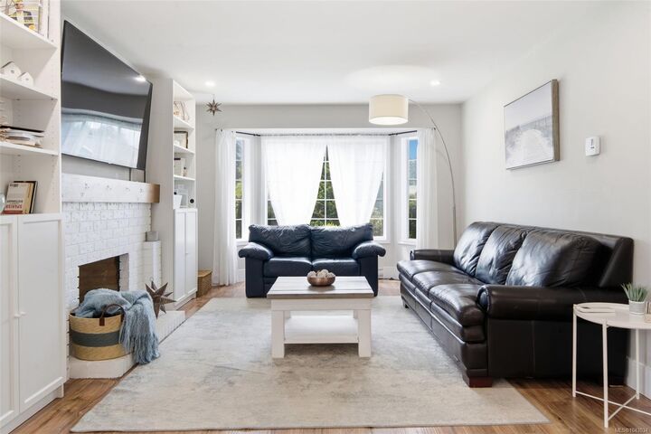 Property Photo: 6766 Central Saanich Rd #8 BC V8Z 7E1