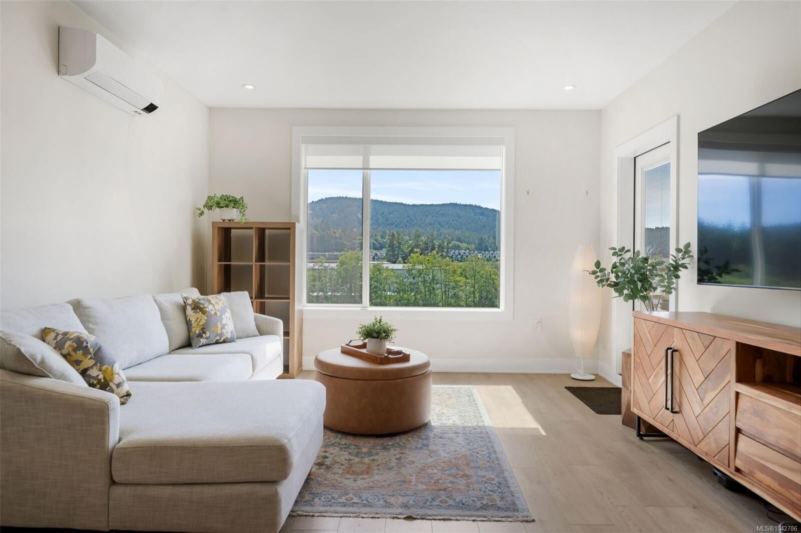 Property Photo:  1371 Goldstream Ave #306  BC V9B 7B4 