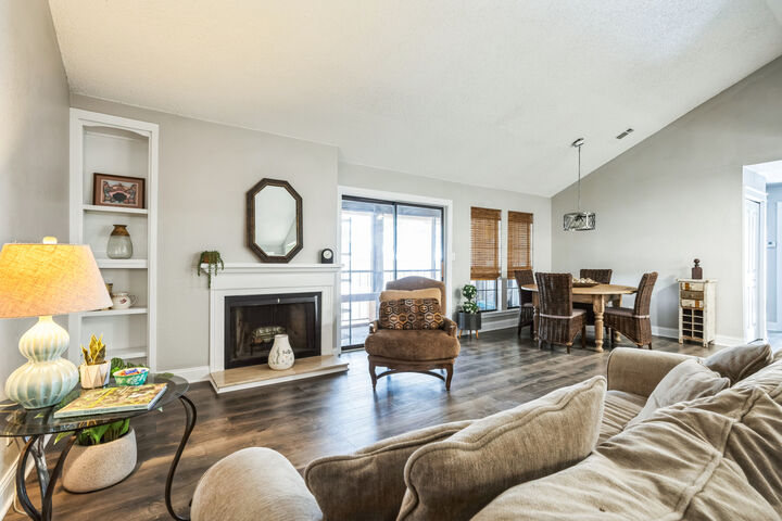 Property Photo:  1202 Thorpe Lane 406D  TX 78666 