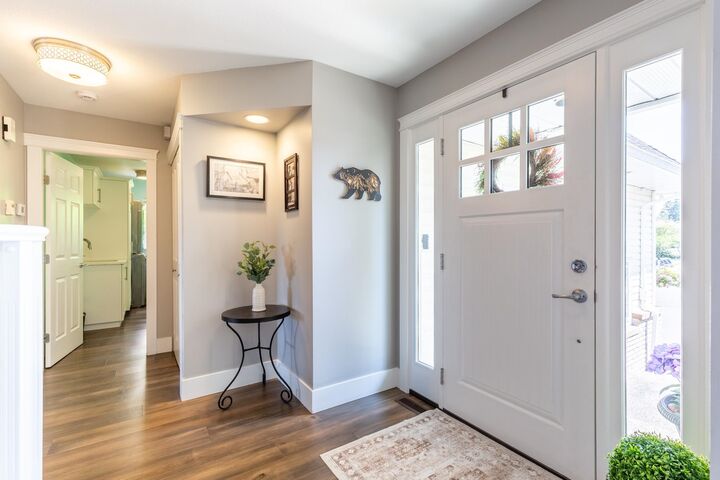 Property Photo:  18907 118B Avenue  BC V3Y 2L2 