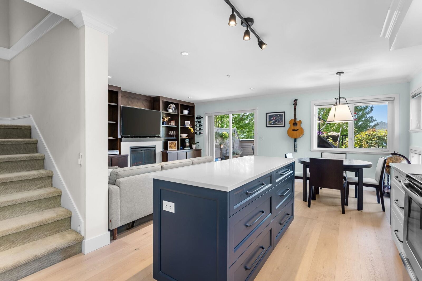 Property Photo:  1121 St. Andrews Avenue  BC V7L 0A6 