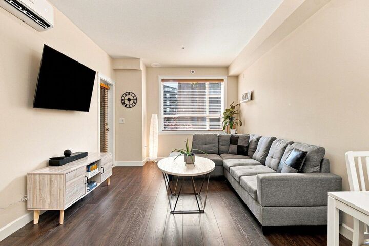 Property Photo: 3585 146A Street 303 BC V4P 0G9