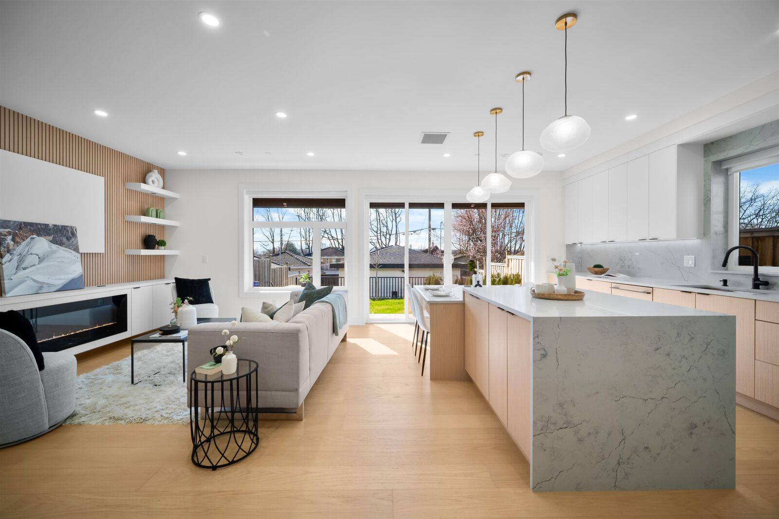 Property Photo: 3576 E Pender Street 2 BC V5K 2E3