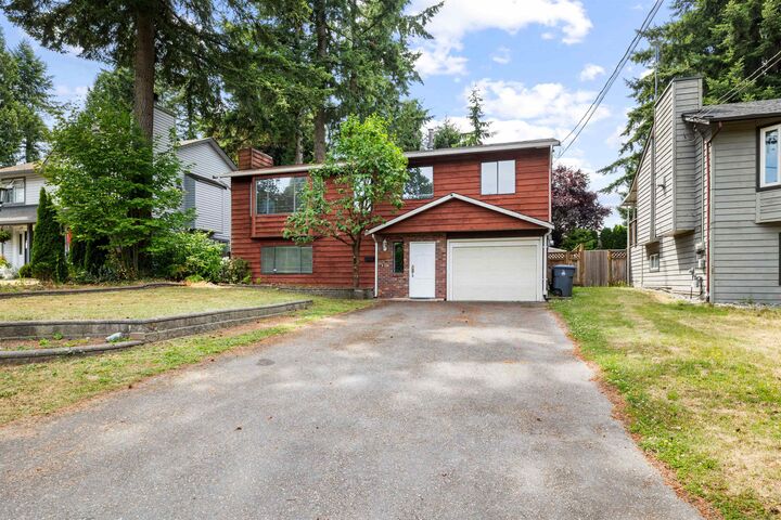 2235 152A Street — photo 1