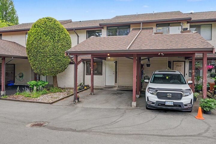 Property Photo: 13880 74 Avenue 94 BC V3W 7E6