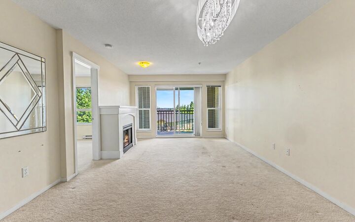 Property Photo: 3082 Dayanee Springs Boulevard 201 BC V3E 0A3