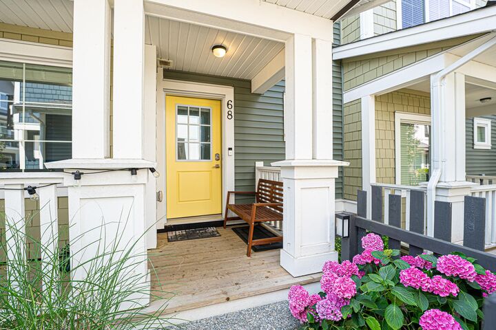 Property Photo: 20180 84 Avenue 68 BC V2Y 3N5