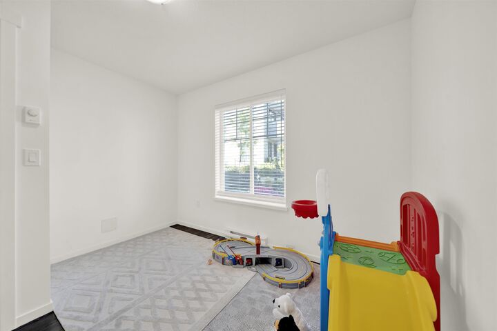 Property Photo: 15778 85 Avenue 146 BC V4N 6W8