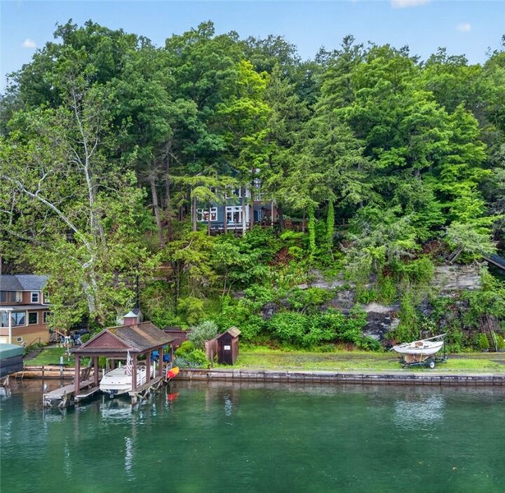 Property Photo:  1199 Taughannock Boulevard  NY 14850 