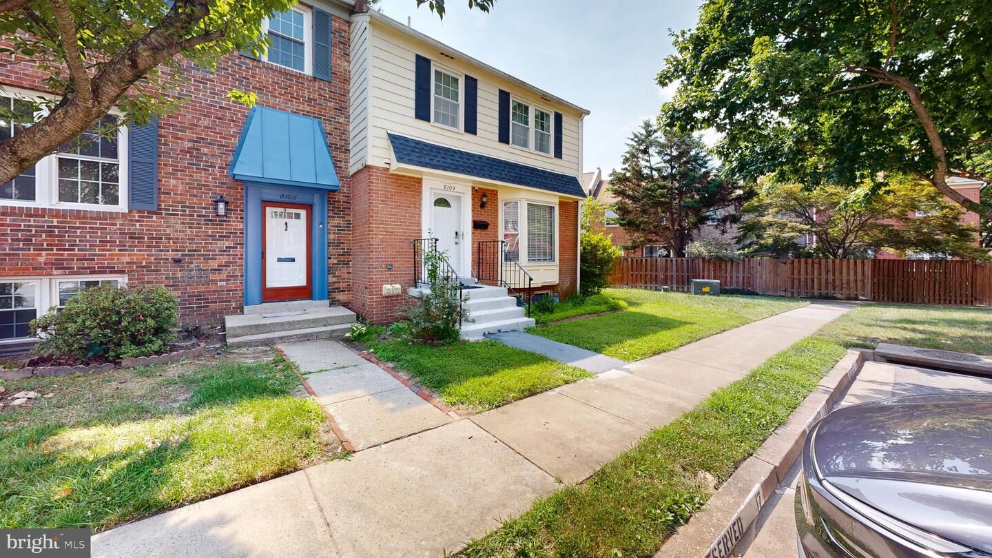 Property Photo: 8105 Kenova Lane VA 22153