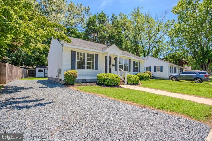 Property Photo: 811 Springfield Circle MD 21804