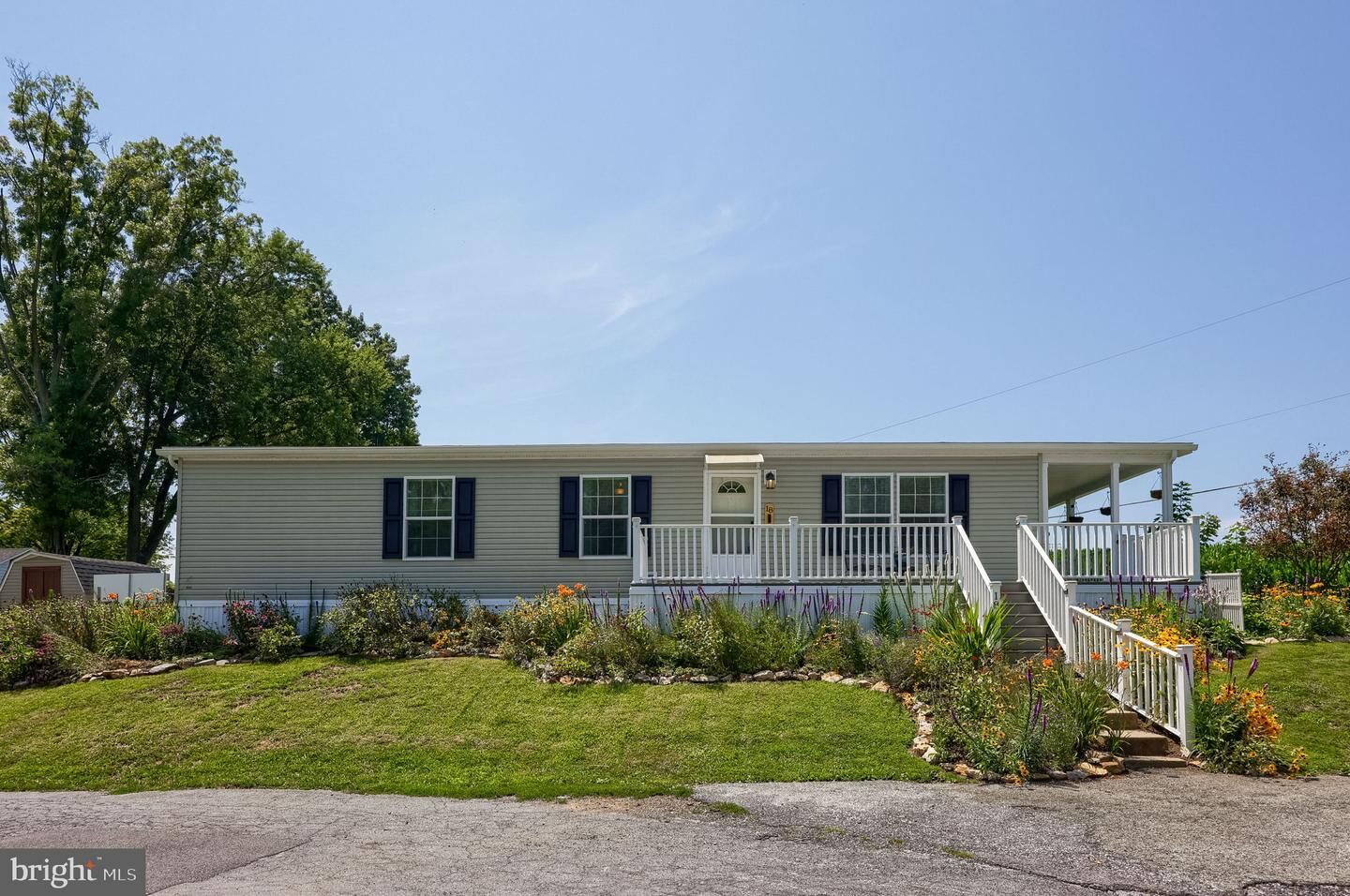 Property Photo: 18 Dogwood Drive PA 17516