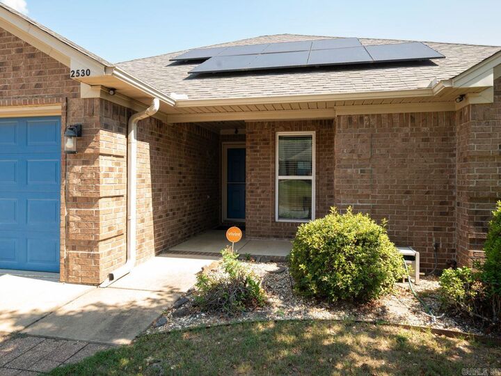 Property Photo:  2530 Zoysia Lane  AR 72034 