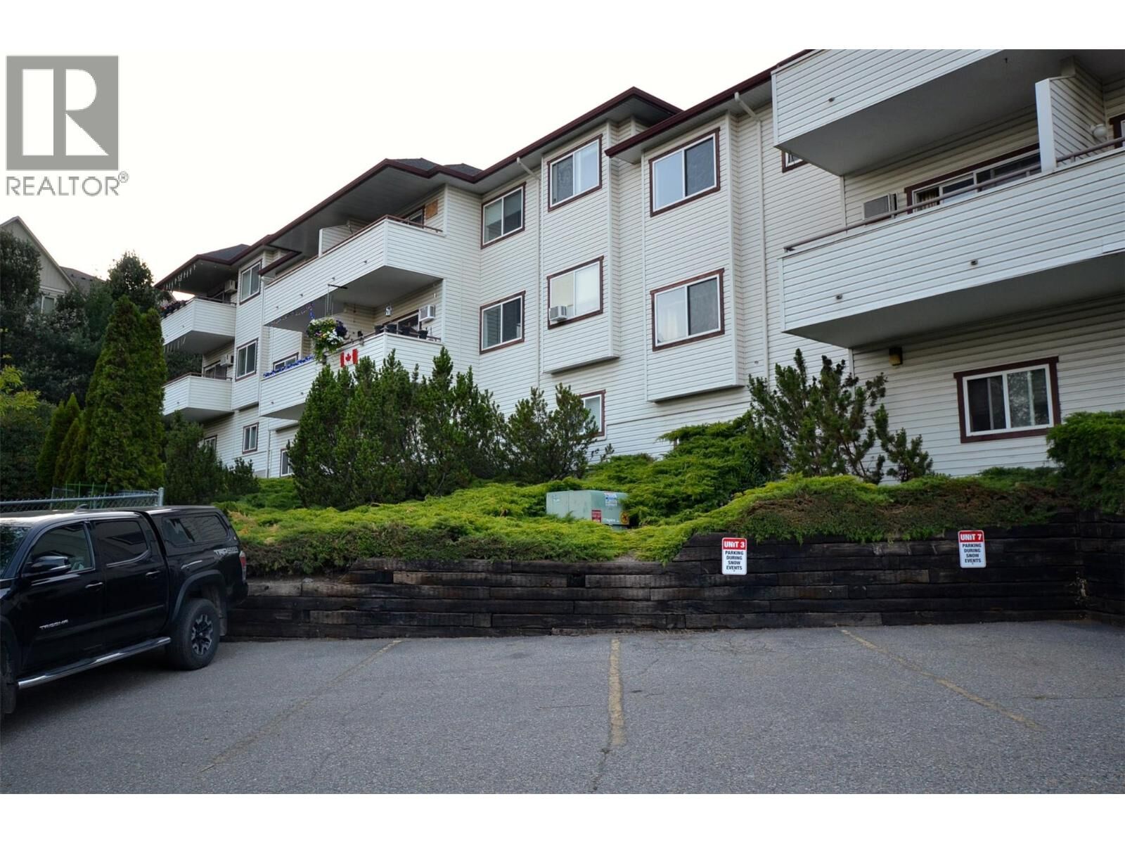 Property Photo: 4601 27 Avenue 29 BC V1T 6L2