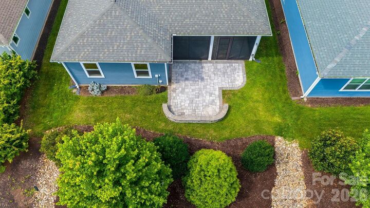 Property Photo: 5201 Looking Glass Trail NC 28037