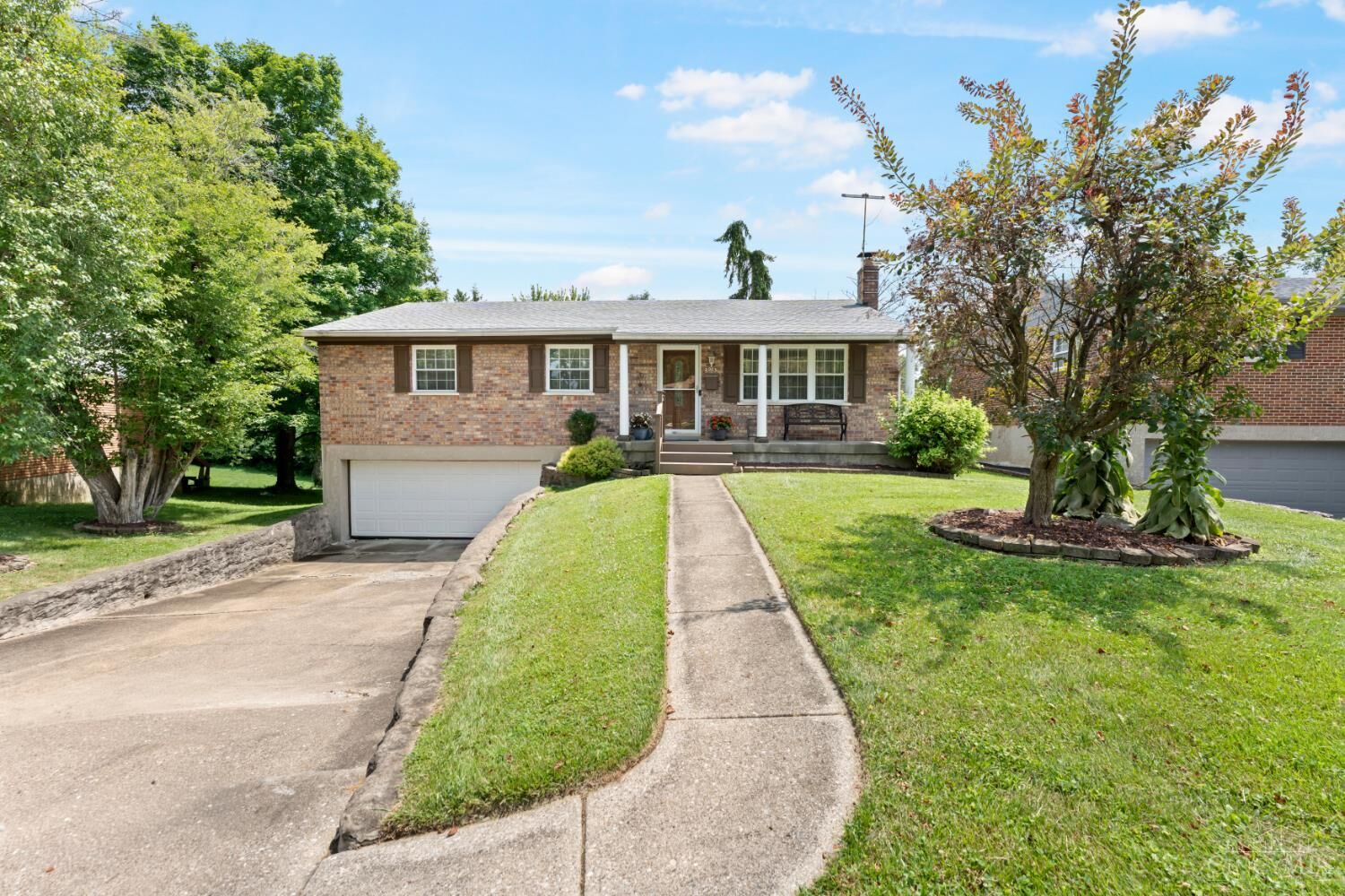 Property Photo: 2963 Goda Avenue OH 45211