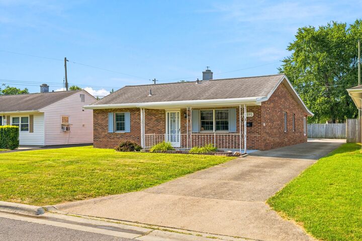 Property Photo: 4595 San Jose Lane OH 43213