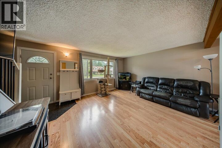 Property Photo: 890 9th Avenue BC V0G 1P0