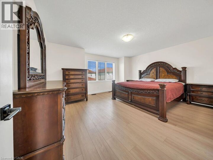Property Photo:  39 Baintree Way  ON N1T 2H3 