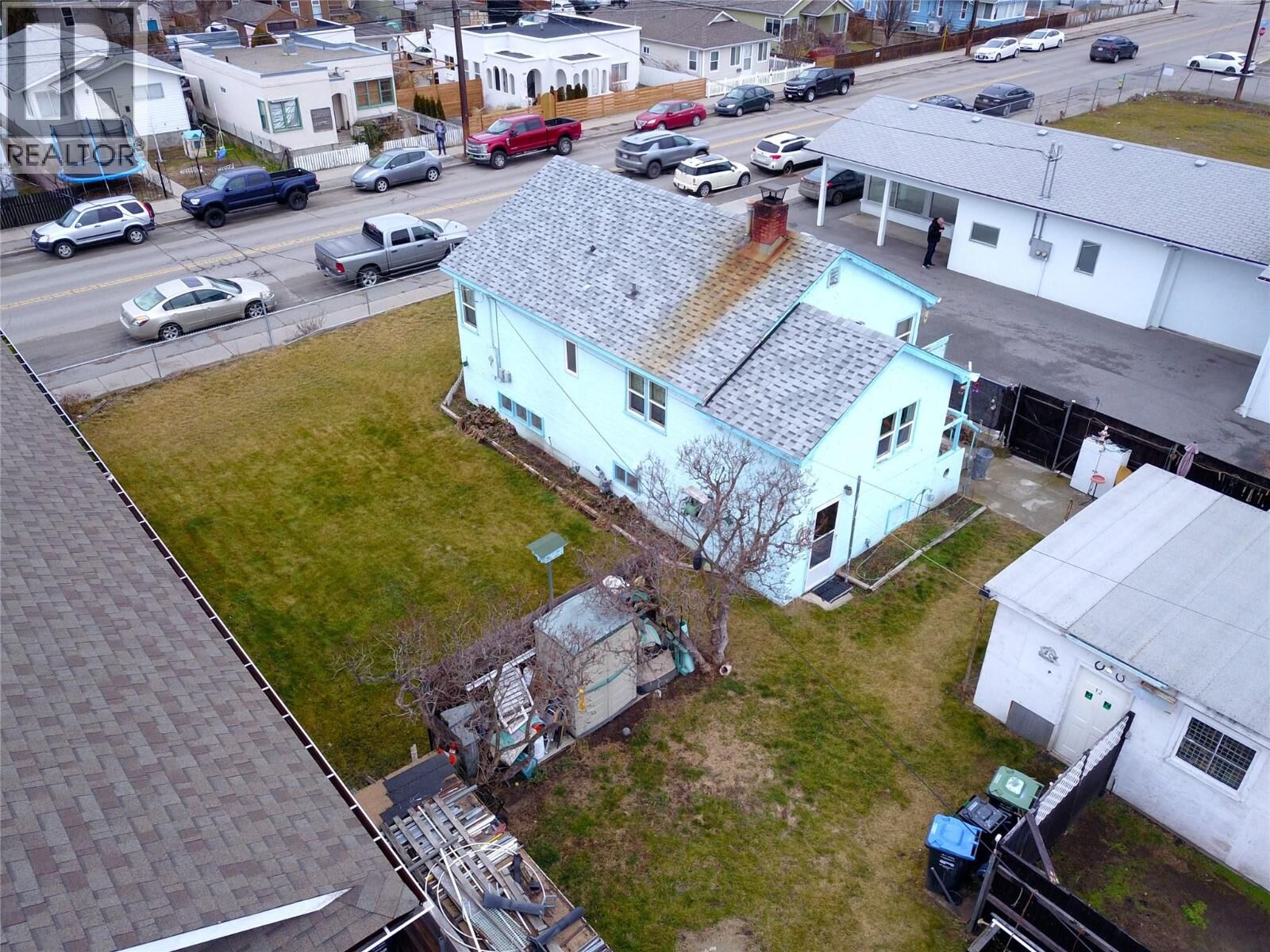 Property Photo:  440 Westminster Avenue West  BC V2A 1K5 