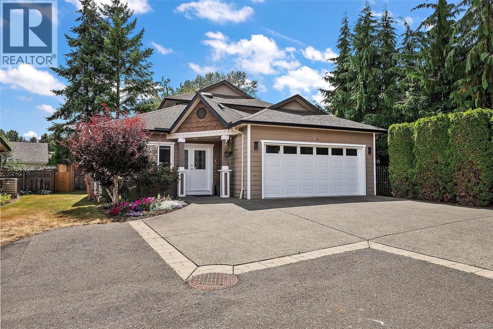 Property Photo:  3085 Sherman Road 4  BC V9L 2C1 