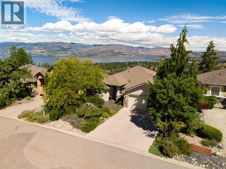 754 South Crest Drive — photo 1