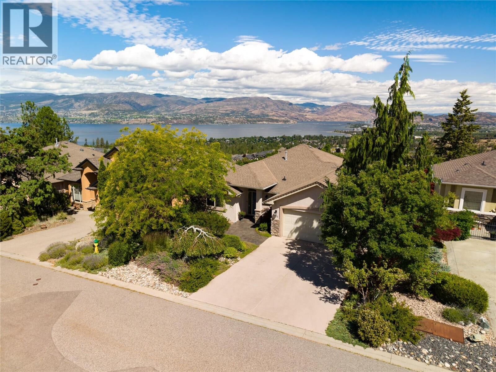 Property Photo: 754 South Crest Drive BC V1W 4W7