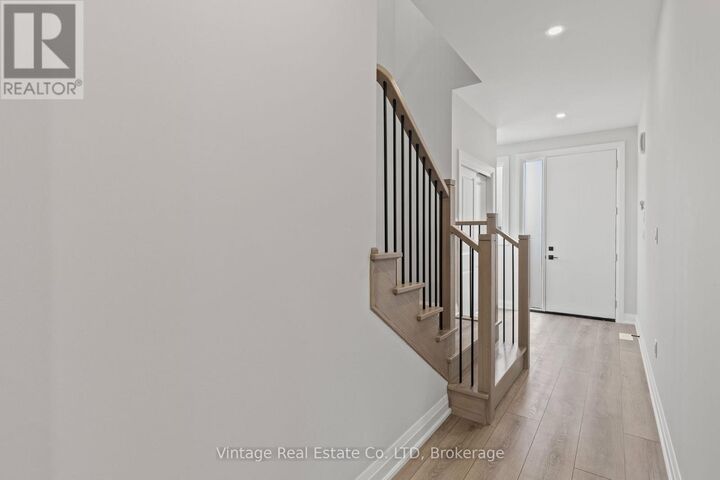 Property Photo: 7455 Majestic Trail ON L2H 3V9