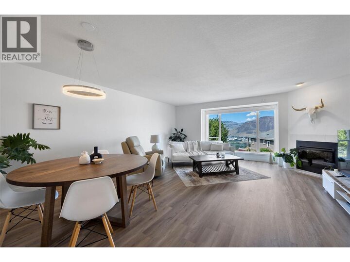 Property Photo:  255 Pemberton Terrace 24  BC V2C 6R2 