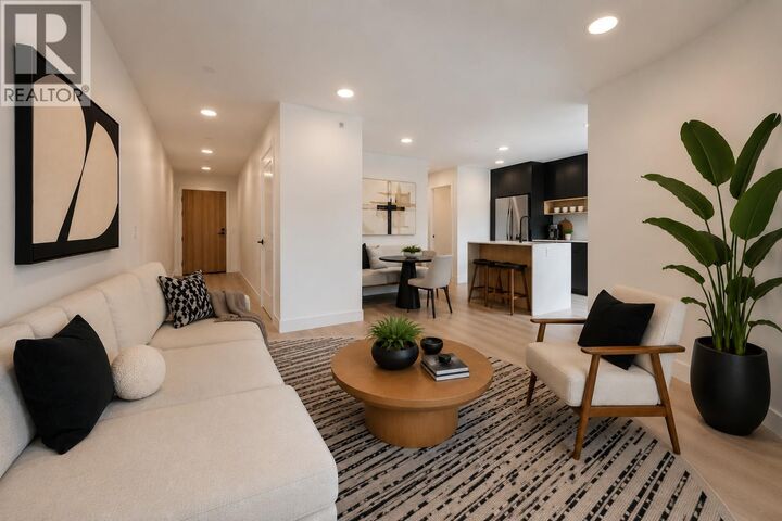 Property Photo:  620 Coronation Avenue 206  BC V1Y 7A1 