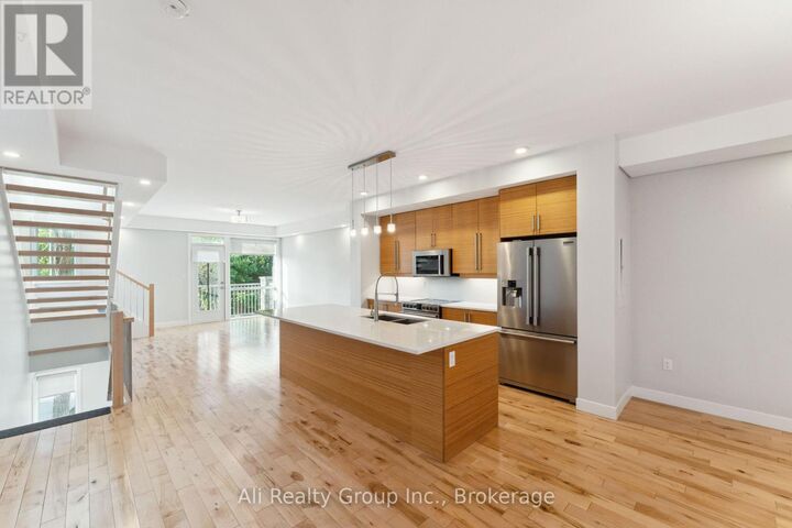 Property Photo: 36 Ontario Street ON K1K 1L1
