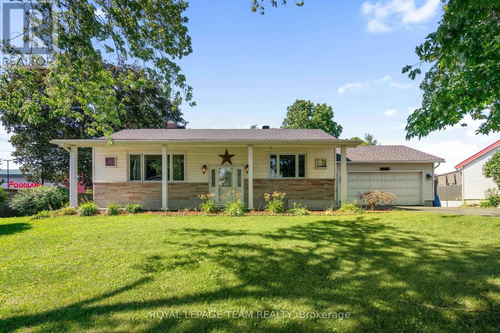 Property Photo: 12029 Main Street ON K0C 2K0