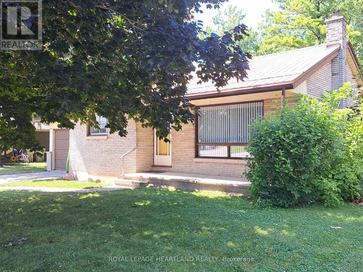 154 Thomas Street — photo 1