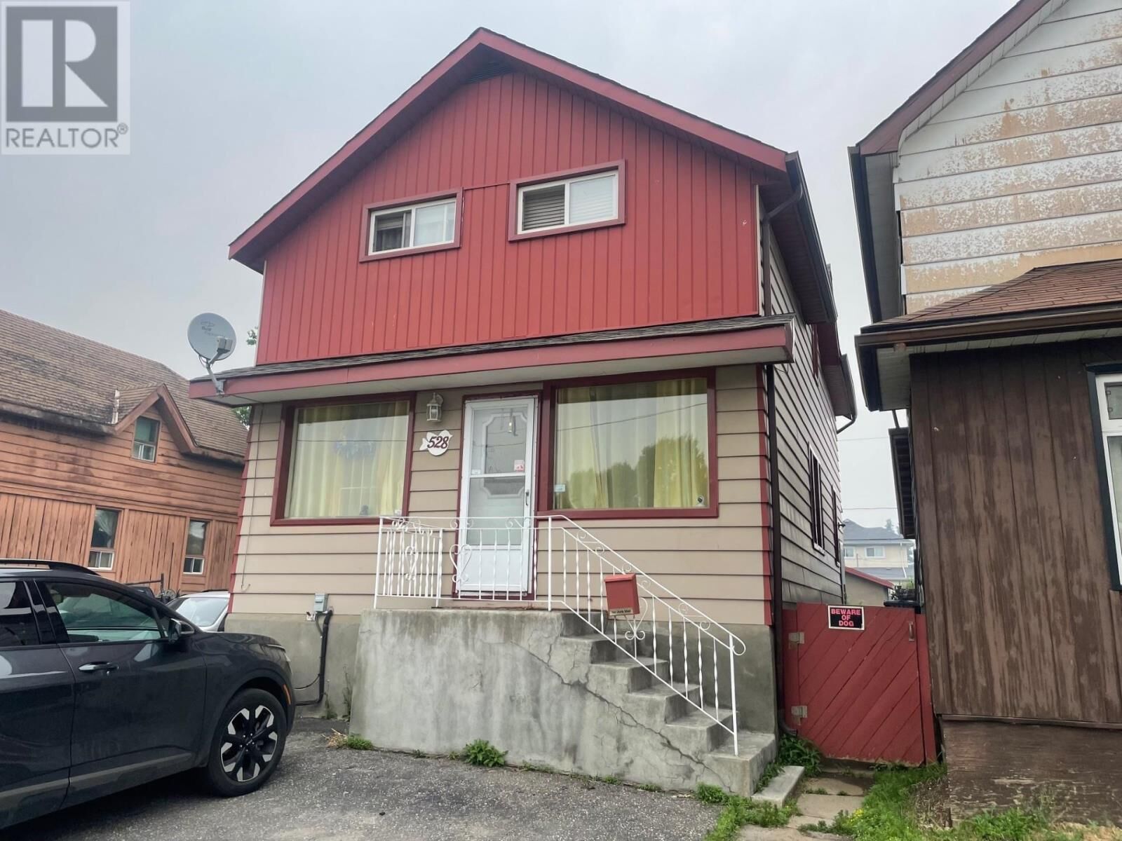 Property Photo: 528 McDonald St ON P7C 3C9