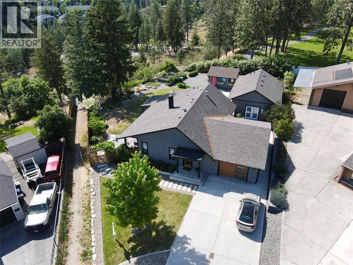 Property Photo:  2575 Pineridge Place  BC V4T 2J7 