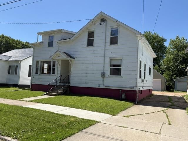 Property Photo:  306 W Blodgett Street  WI 54449 