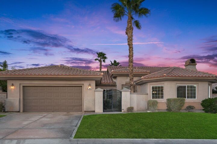 Property Photo:  109 Clearwater Way  CA 92270 
